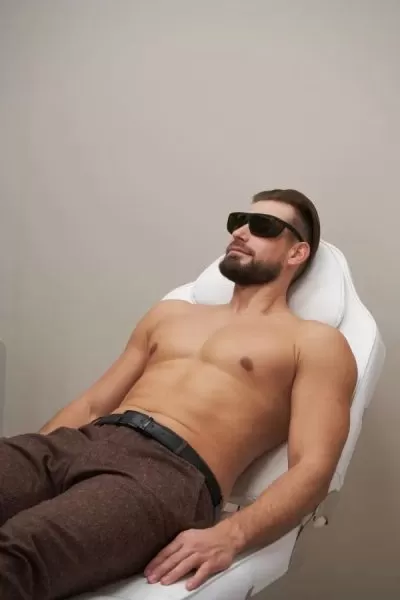 Эпиляция ног мужчин